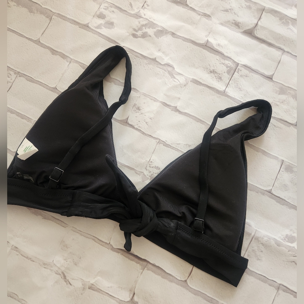NWOT- aerie triangle swim top - Picture 3 of 5
